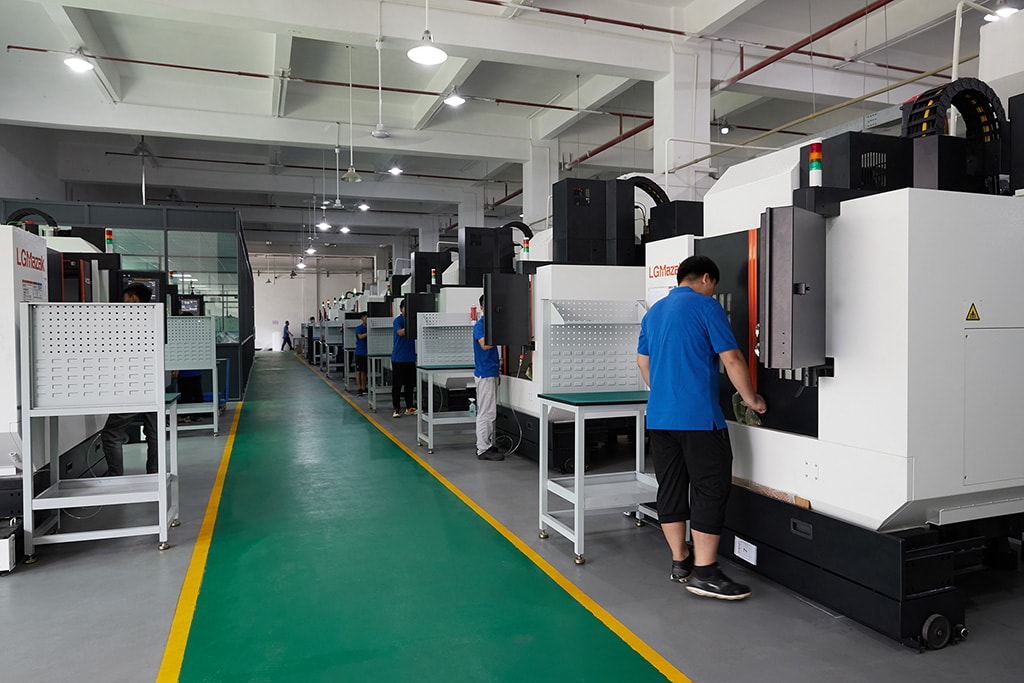 3 axis,4 axis, and 5 axis CNC Machining workshop of Sino Machining 